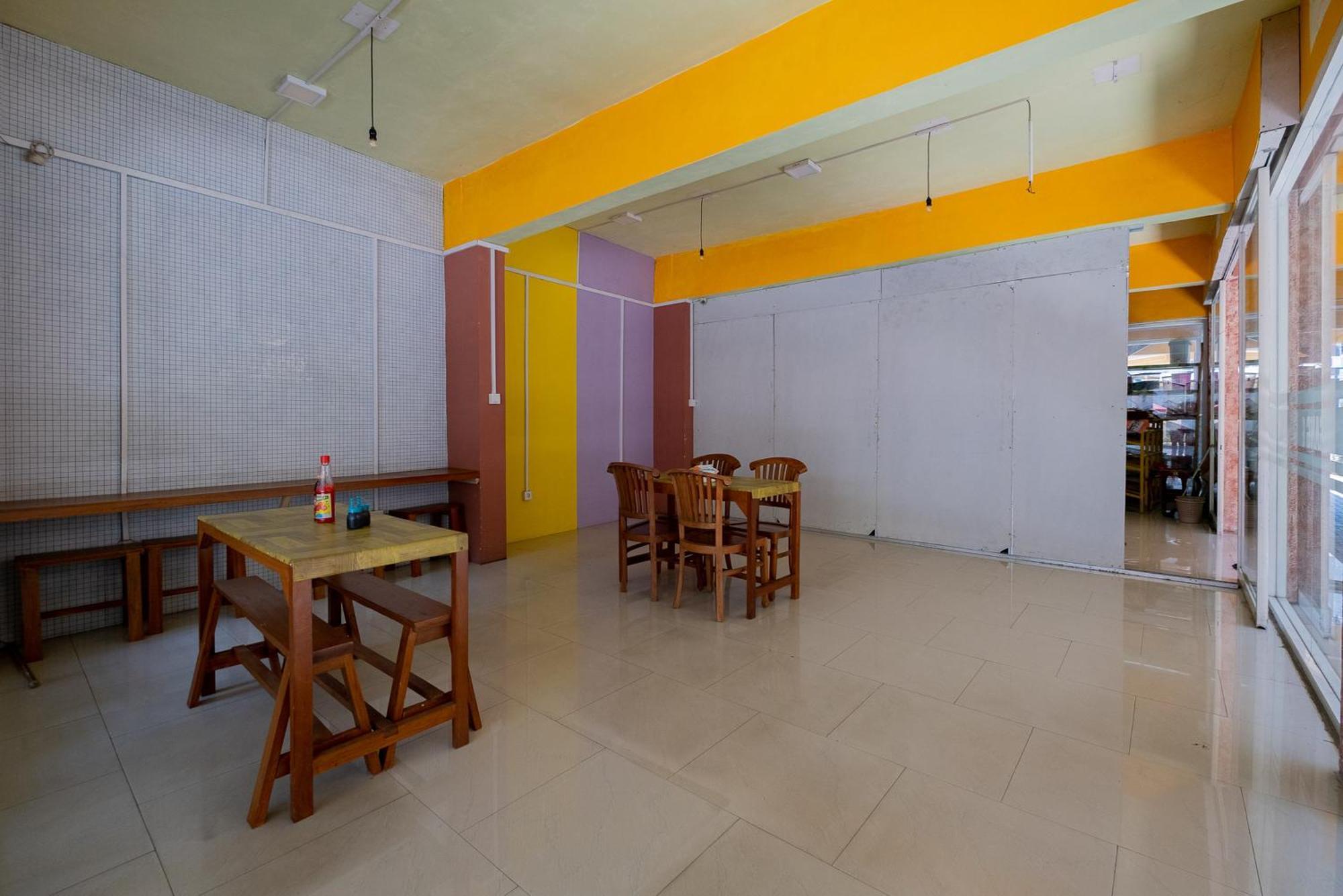 Reddoorz Syariah At Jalan Sunan Giri Tuban Tuban  Екстер'єр фото